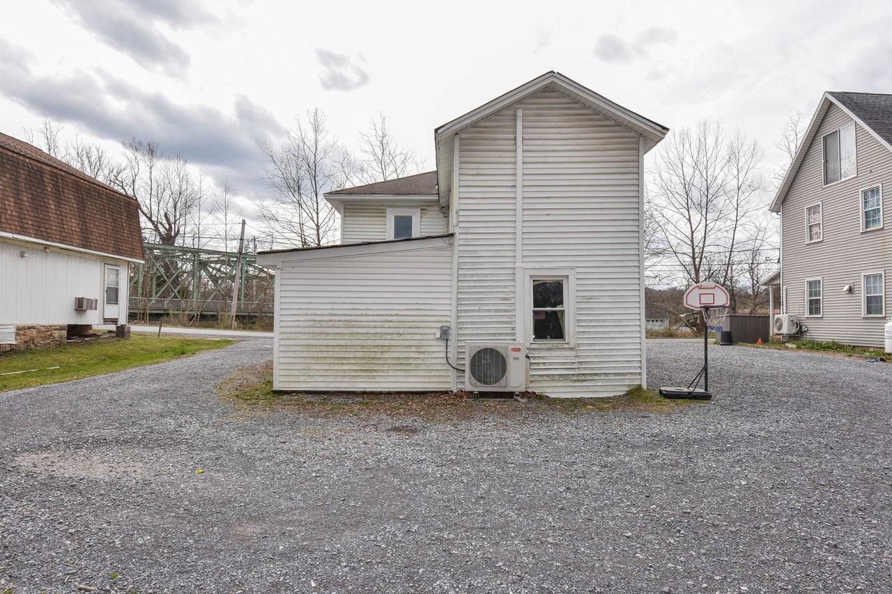 18 Monument Orviston Rd - Photo 3 of 31
