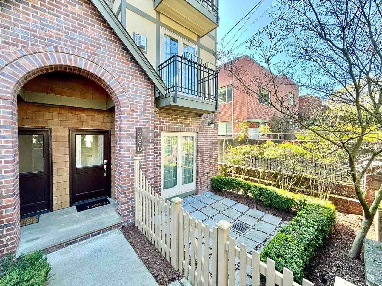 509D W Olympic Pl - Photo 2 of 29