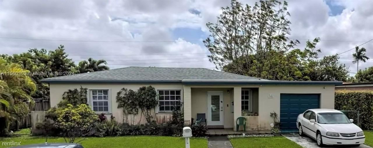 7390 Sw 30th Ter - Photo 2 of 2