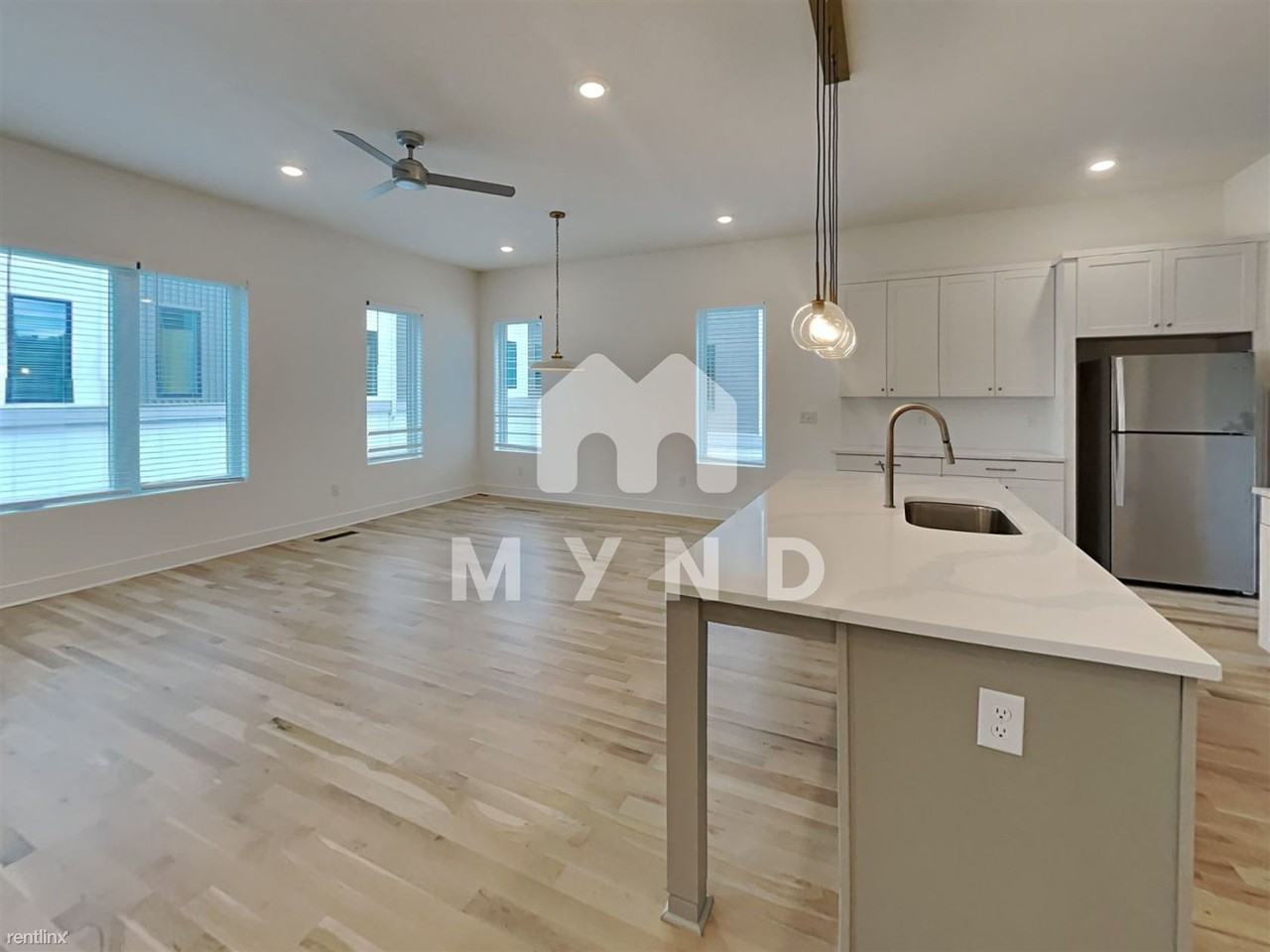 1541 Millwood Pl Se - Photo 3 of 27