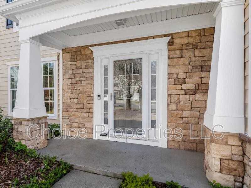 8305 Cutters Spring Dr - Photo 2 of 33