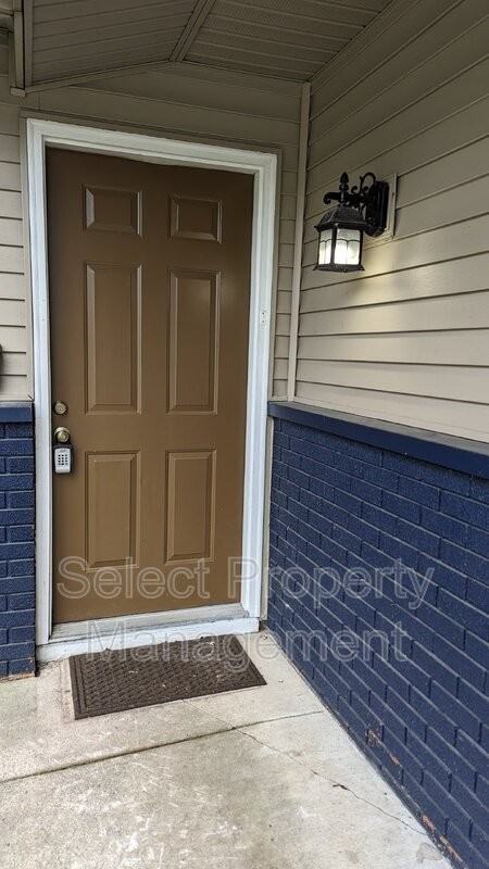 2915 Inwood Dr - Photo 3 of 29