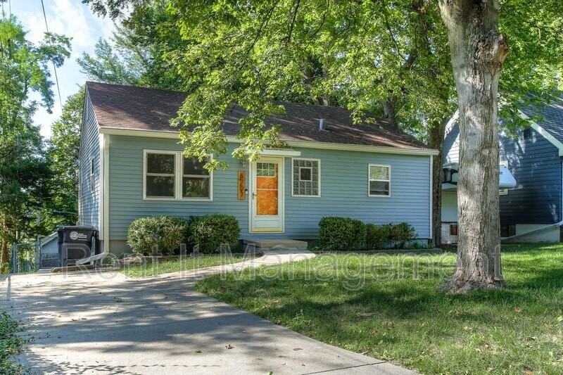 6707 Mayberry St - Photo 2 of 24