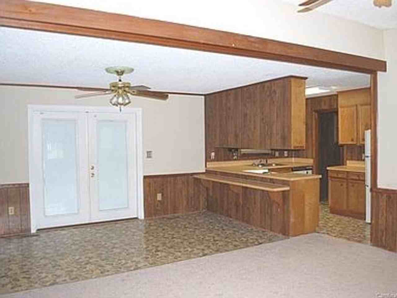 705 Mapleleaf Ln - Photo 5 of 18