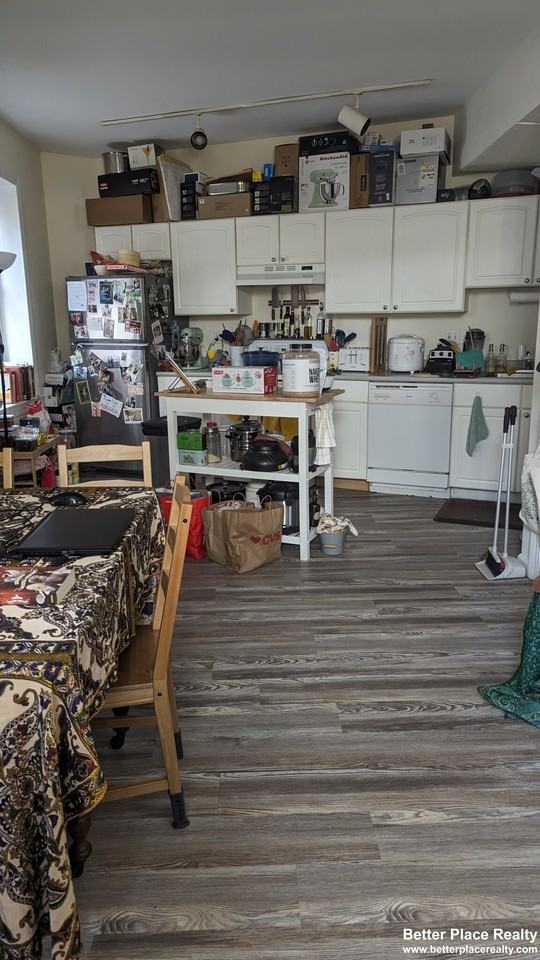 9A Summit Ave #3 - Photo 5 of 12