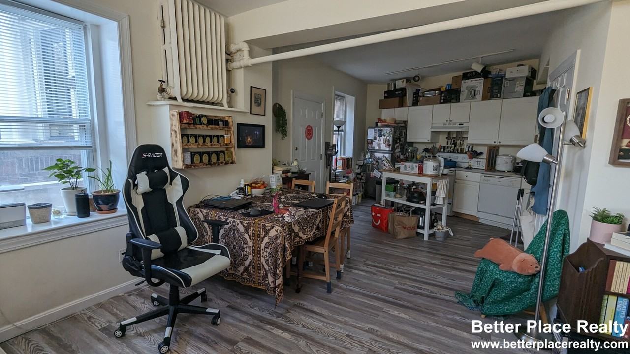 9A Summit Ave #3 - Photo 7 of 12