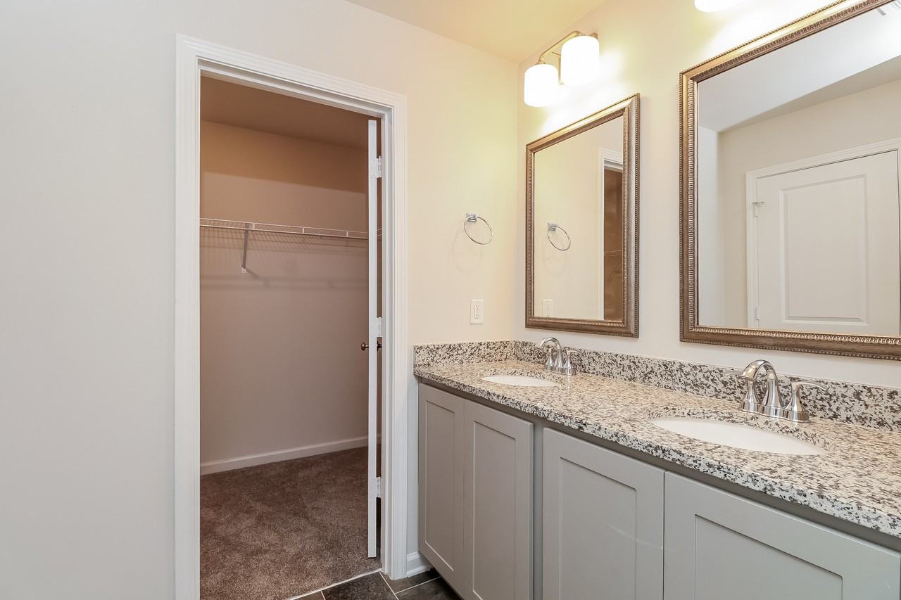 304 Crooked Pine Ct - Photo 7 of 17