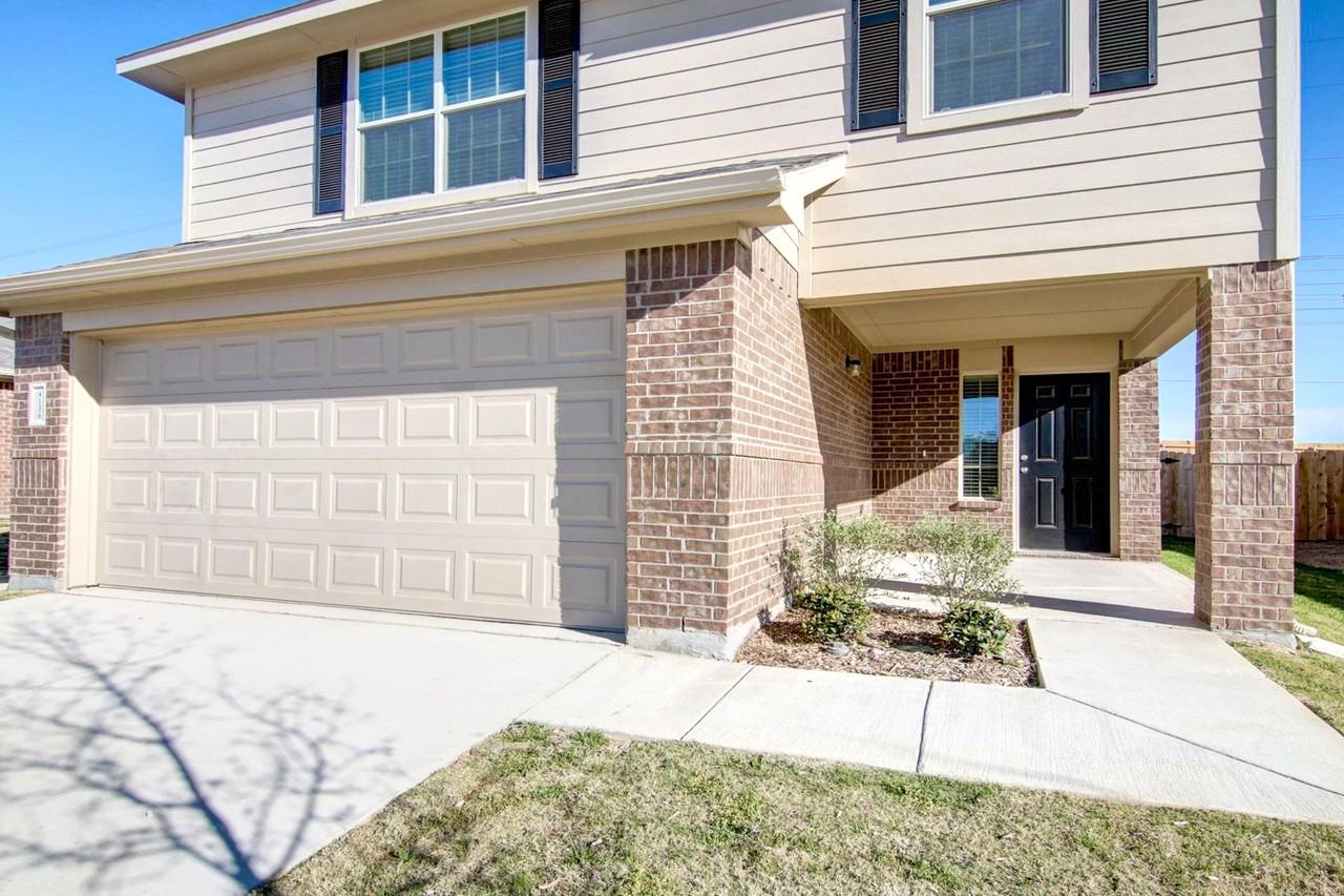 4136 Twinleaf Dr - Photo 2 of 18
