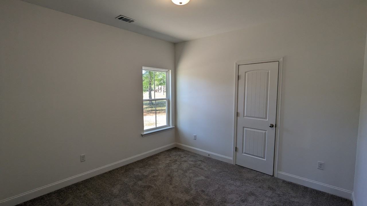 23 Taylor Creek Spur Ne - Photo 3 of 9