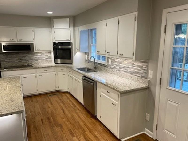 2332 Springside Ln - Photo 6 of 40