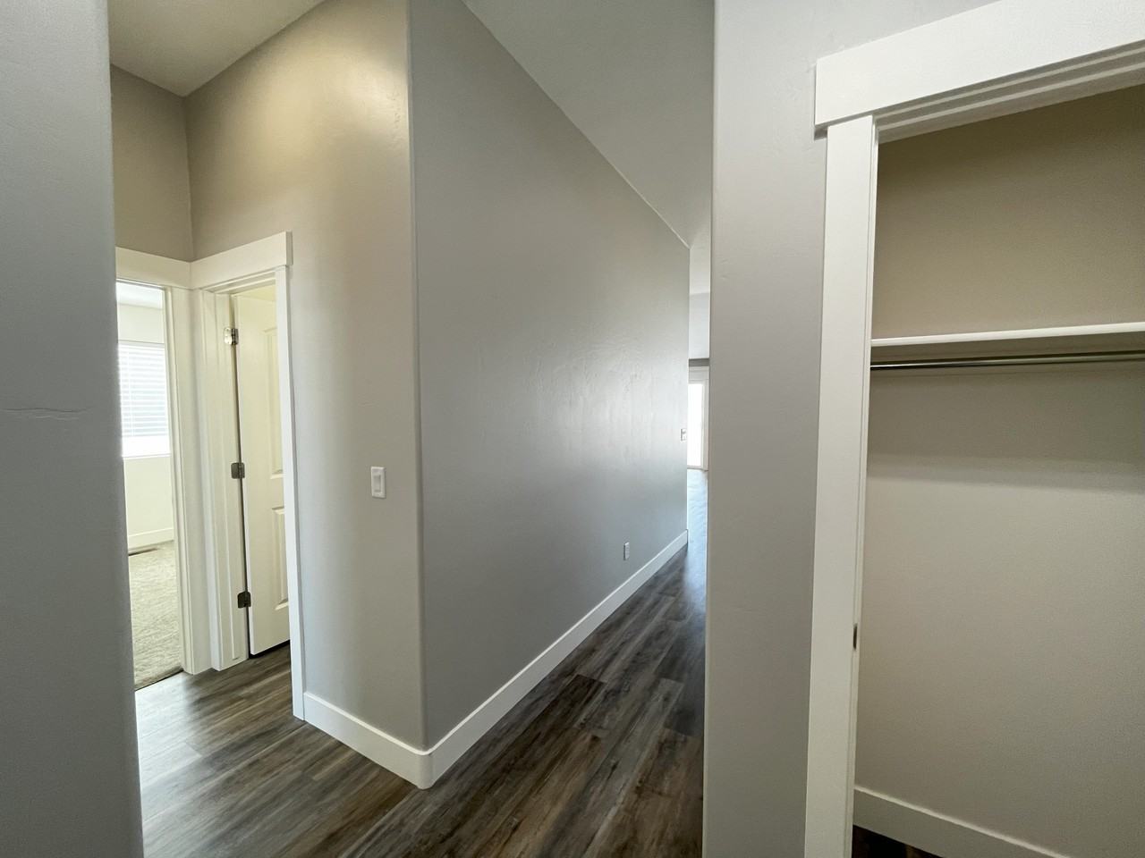 3987 N Livingston Ave - Photo 2 of 18