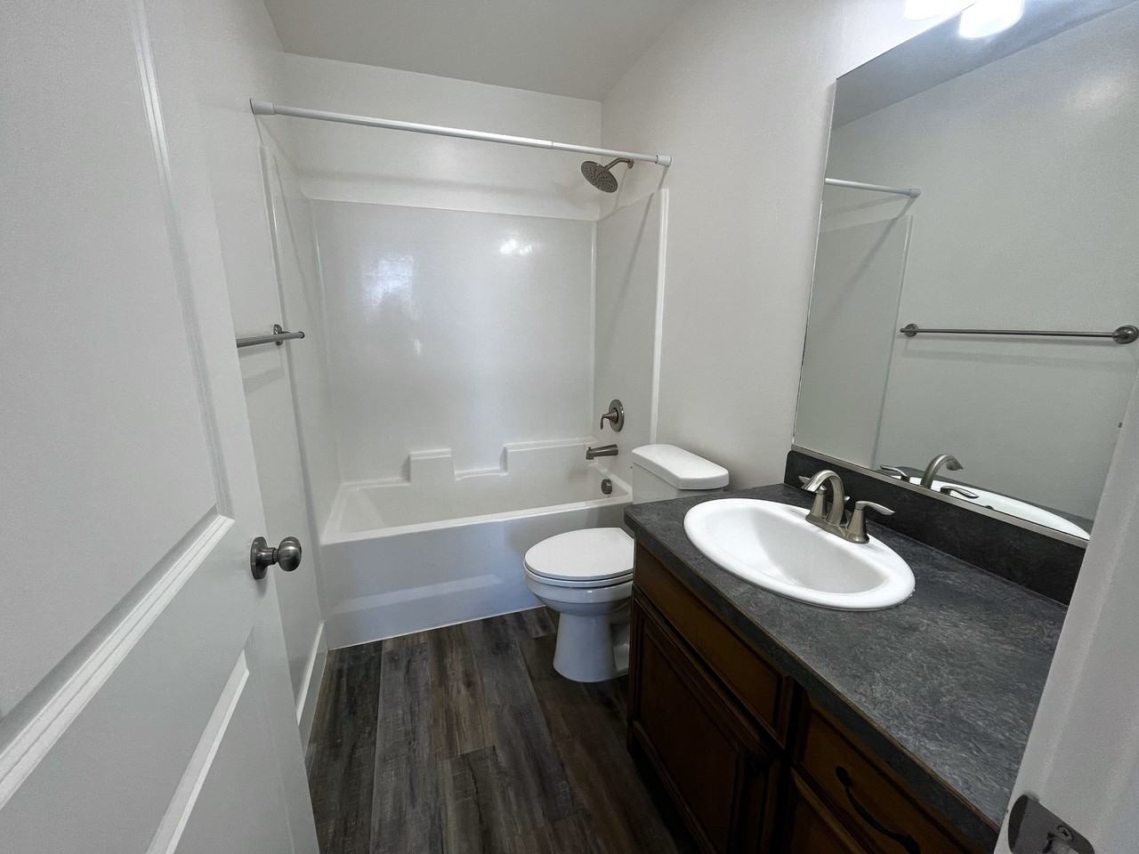 3987 N Livingston Ave - Photo 5 of 18