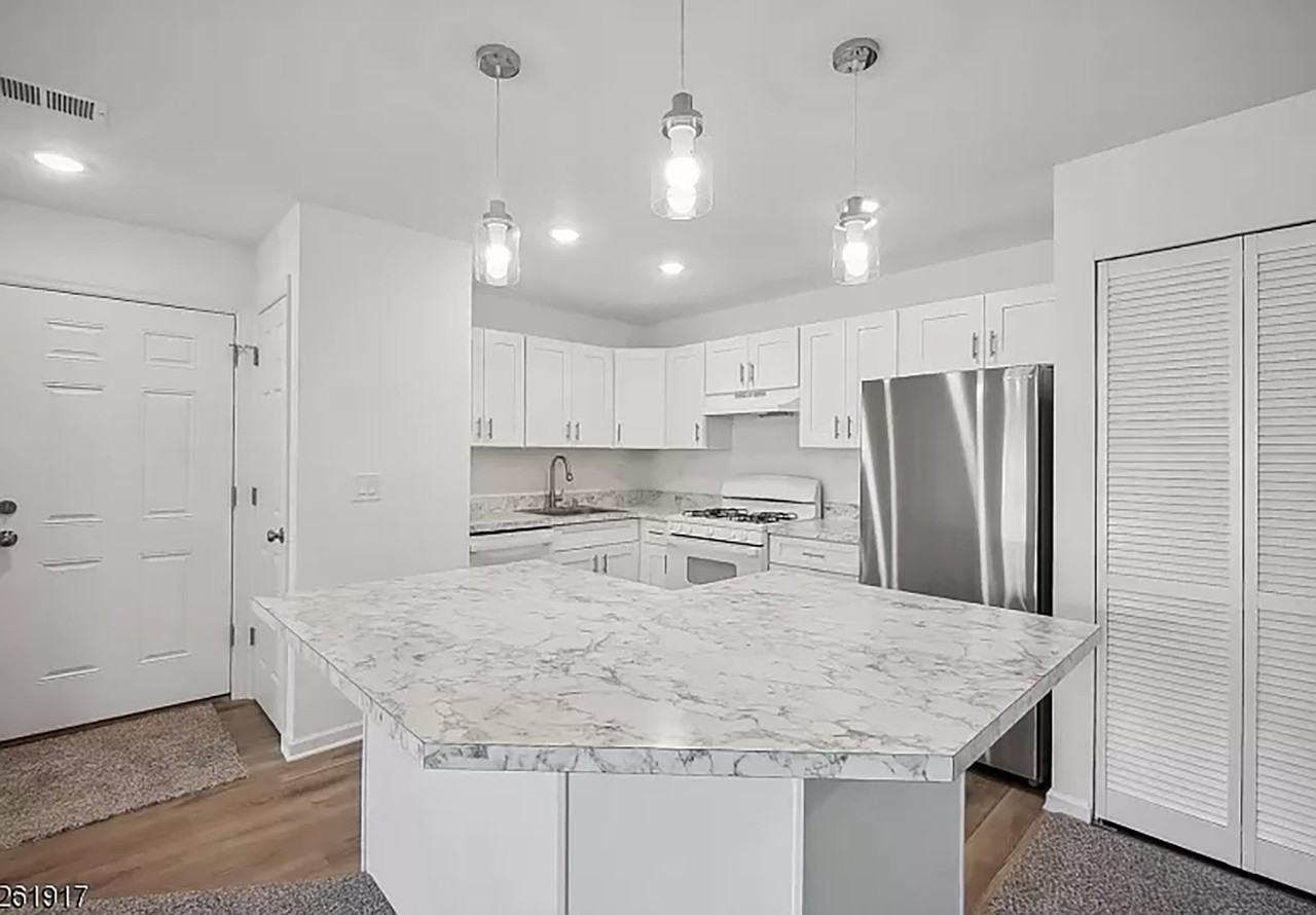 54 Sam Bonnell Dr #54 - Photo 2 of 15