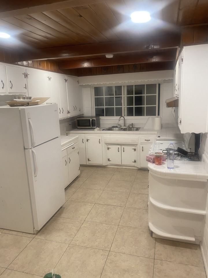 2135 S Palm Ave #NA - Photo 3 of 15