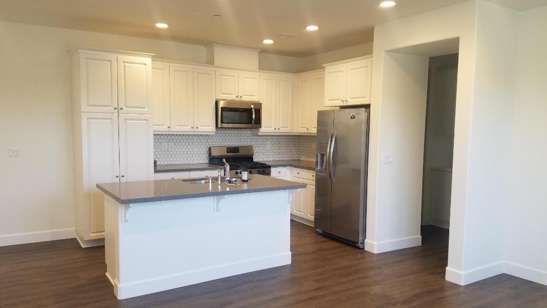 201 Deming Way #1 - Photo 3 of 10