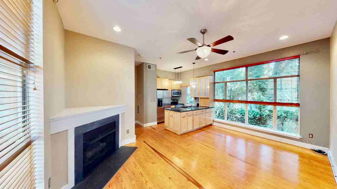 2062 Atherton Heights Ln - Photo 4 of 31
