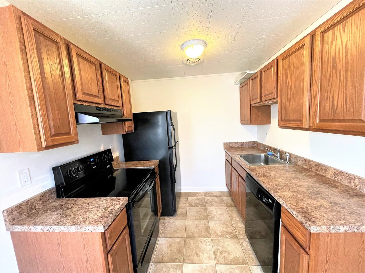 304 Rutledge Road - Photo 3 of 11