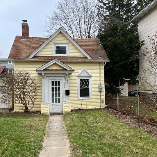 286 Ocean Avenue - Photo 3 of 13