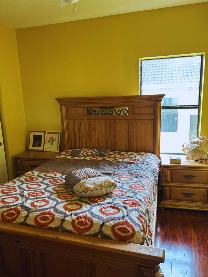 1427 Pacific Rd #1 - Photo 7 of 9