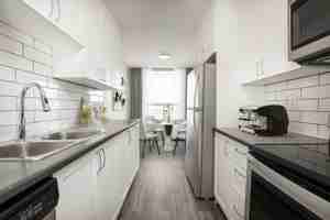 featured image of 2798 2776-2798 Meadowbrook Lane