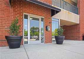 featured image of 230 Nat Turner Blvd S