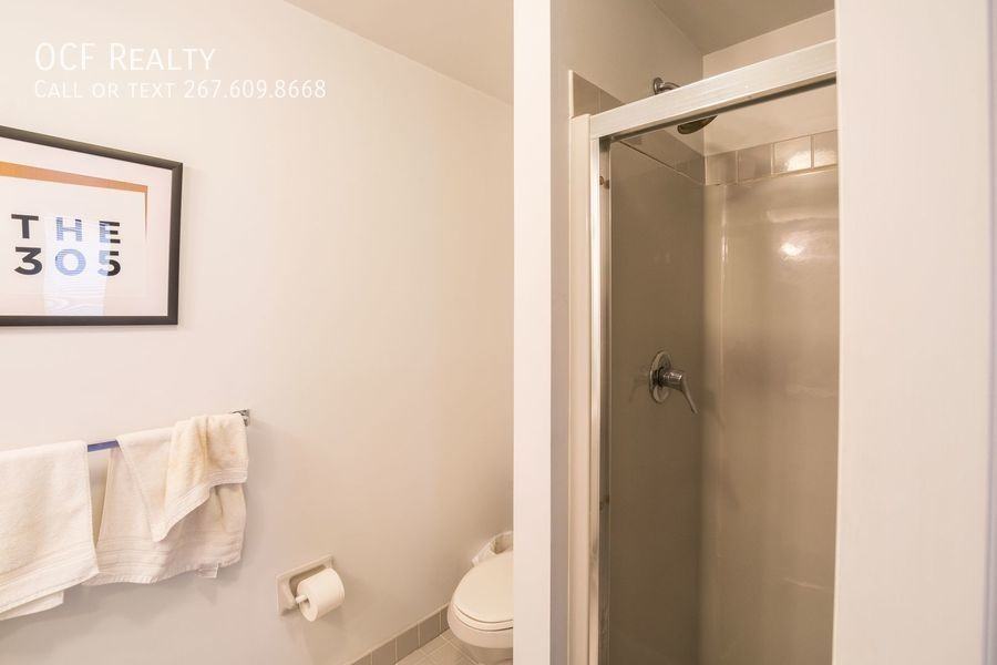 1938 Pine St - Photo 2 of 23