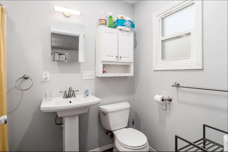 453 Burg St #A - Photo 5 of 10