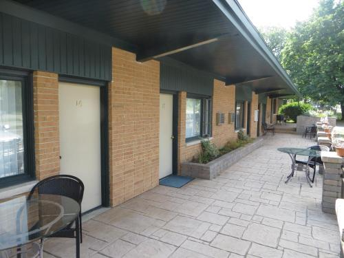 625 S Wells St #26 - Photo 2 of 5