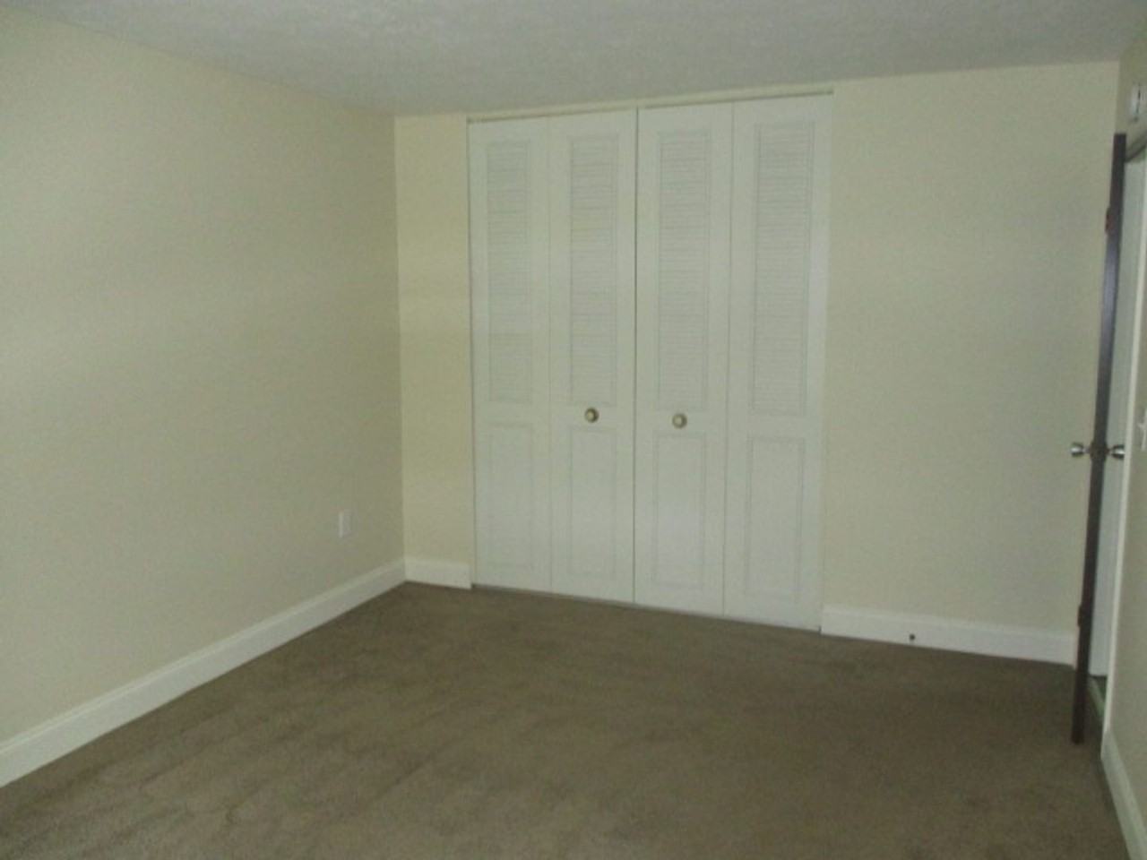Thorn Run Apartments - Photo 6 of 19