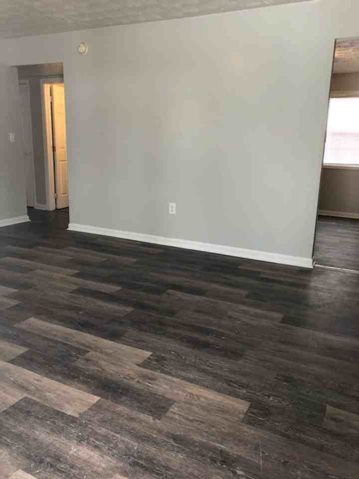 Hotel RV - Photo 2 of 9