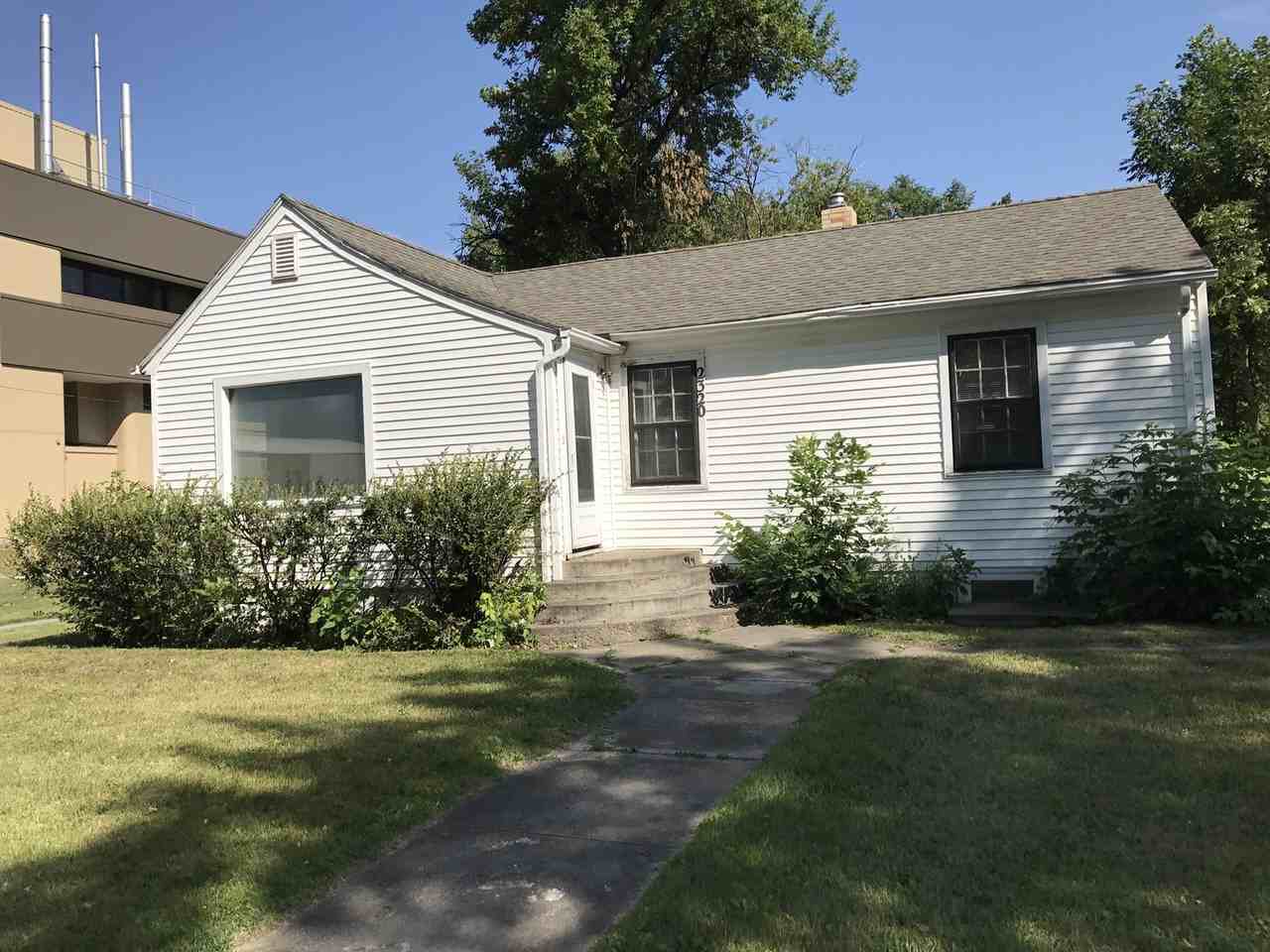 2320 2nd Ave N - Photo 2 of 8