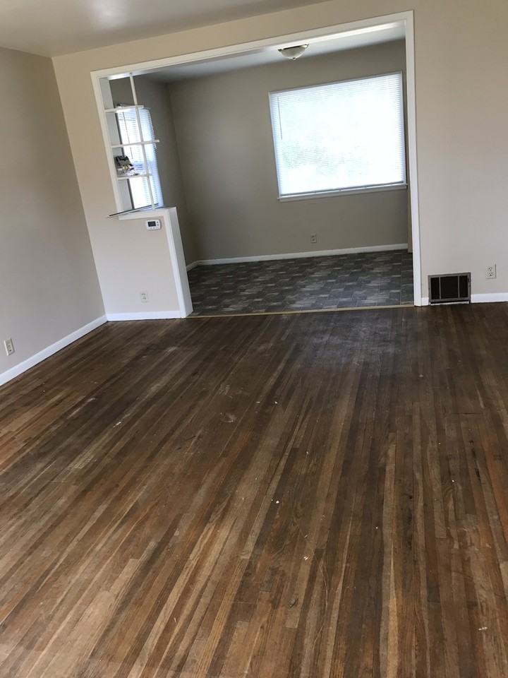 2320 2nd Ave N - Photo 4 of 8