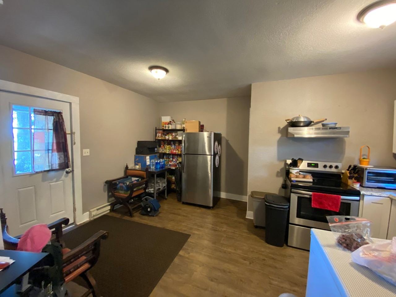 2201 Prairie Ave - Photo 3 of 17