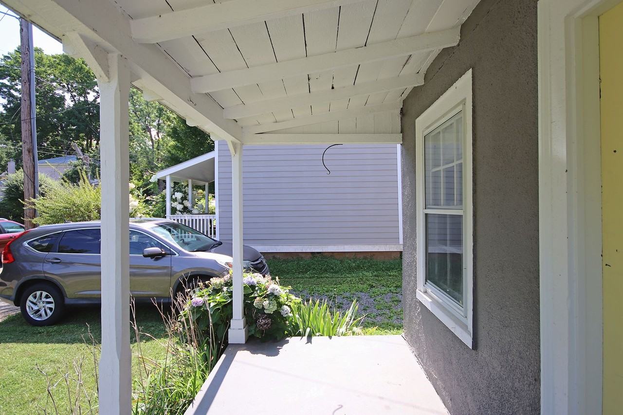 612 Belmont Ave - Photo 2 of 20