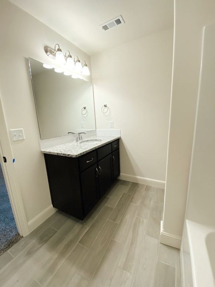 619 Ty Ct - Photo 5 of 15
