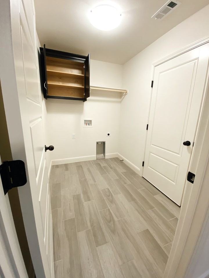 619 Ty Ct - Photo 3 of 15