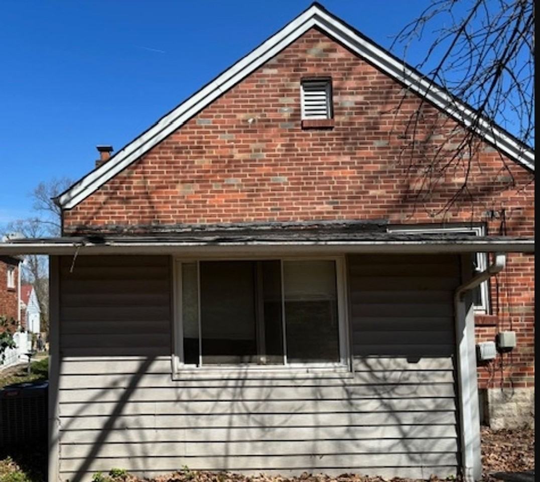 6754 Kenwood Dr - Photo 2 of 2