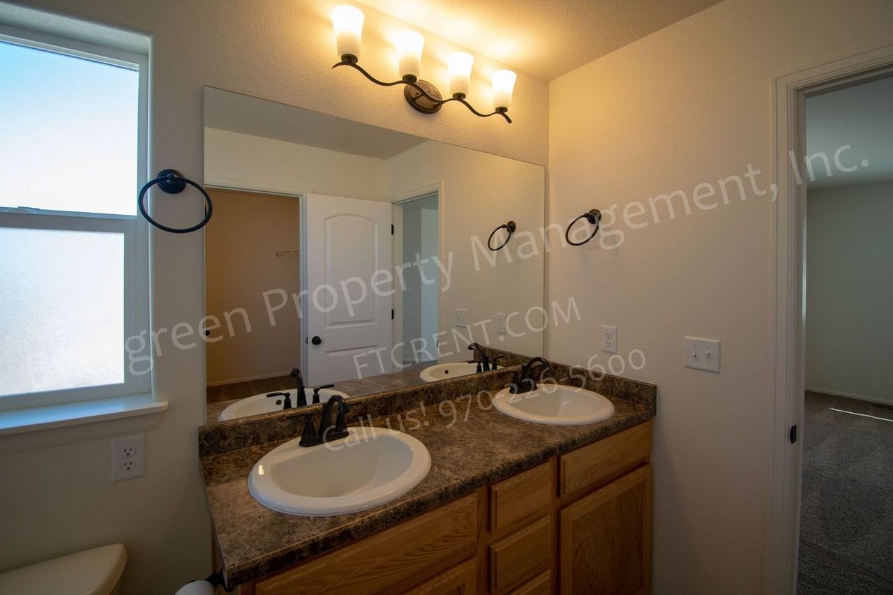 6432 San Isabel Ave - Photo 2 of 44