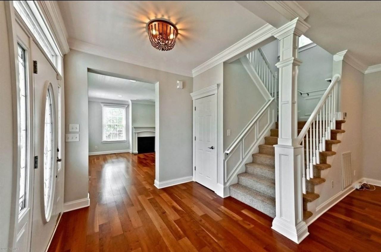 7803 Beachcomber Ct - Photo 6 of 34