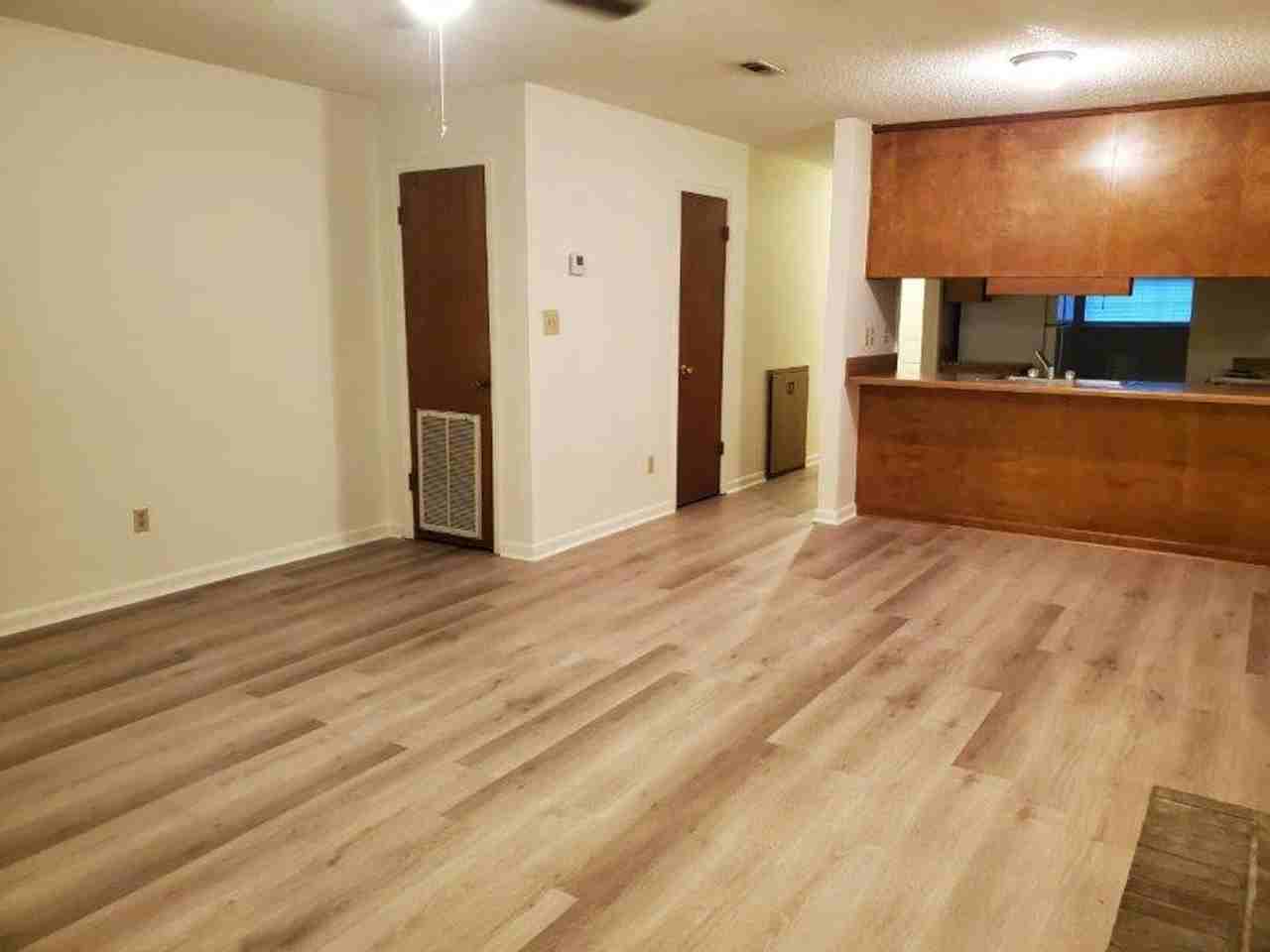 137 Brian Ct - Photo 7 of 25