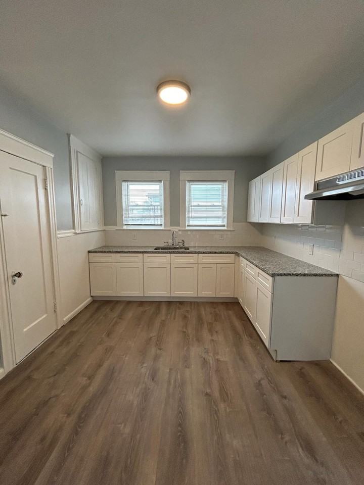460 Power Rd #1 - Photo 3 of 28