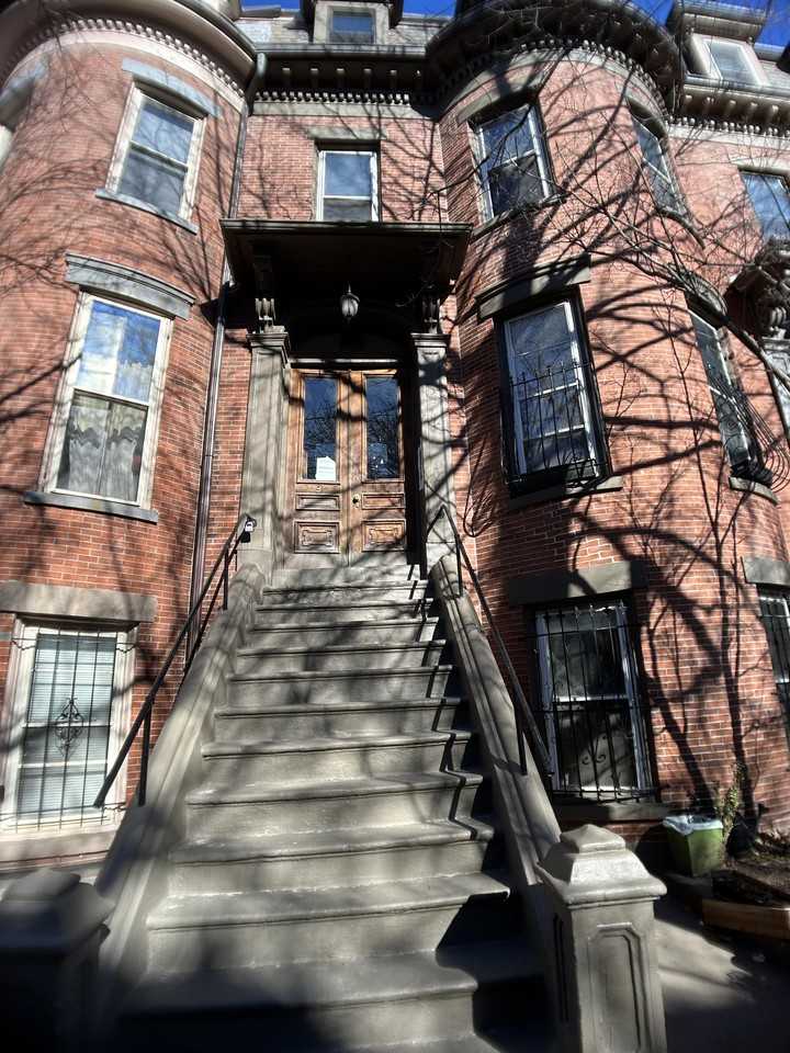 9 Holyoke Street 2Unit 2 2, Boston, MA 02116 1 Bedroom Apartment for