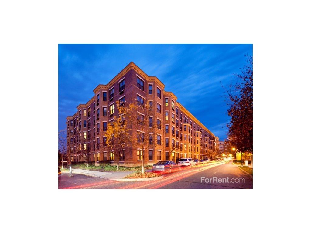 Riverwatch Commons - Photo 2 of 17