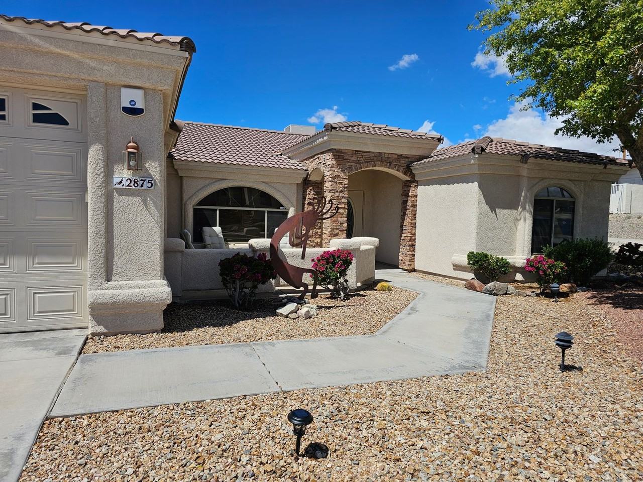 2875 Saratoga Ave - Photo 2 of 37