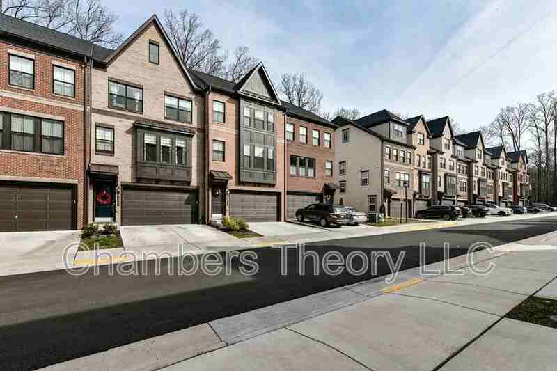 3805 Rainier Dr - Photo 2 of 45