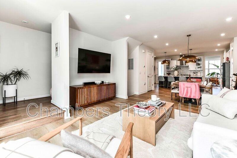 3805 Rainier Dr - Photo 4 of 45