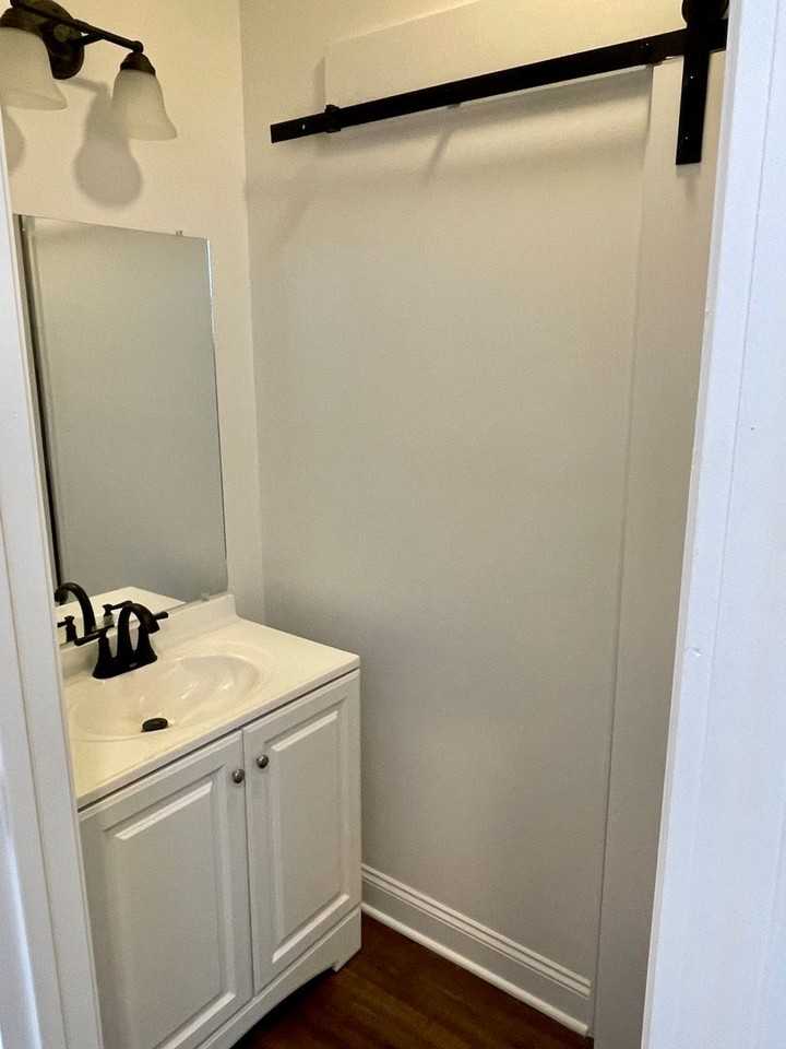 1622 1622 - 1624 Magnolia Street - 1624 #1624 - Photo 5 of 14