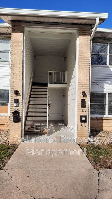 2011 Heritage Dr #11 - Photo 2 of 10