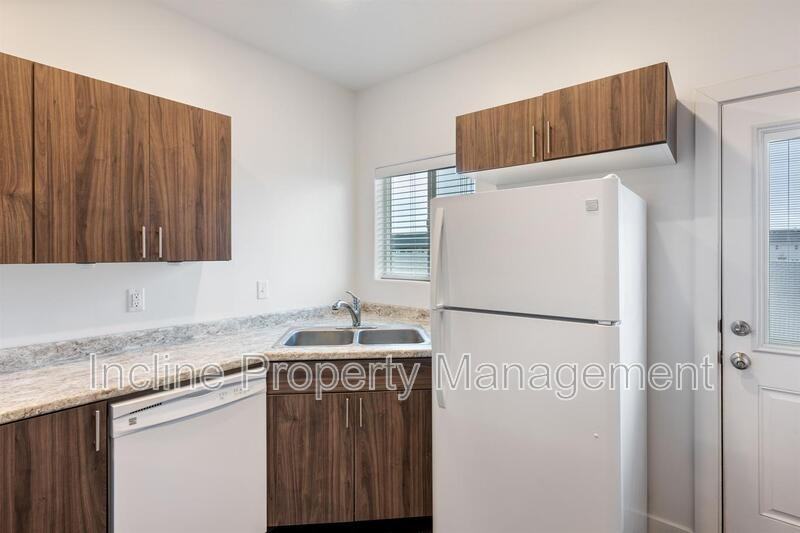 1389 Northfield Rd #1 - Photo 7 of 20