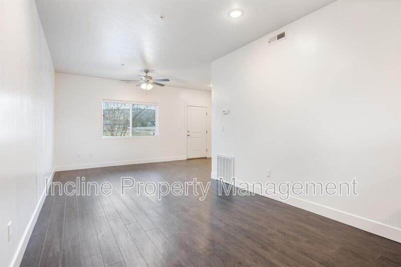 1389 Northfield Rd #1 - Photo 6 of 20